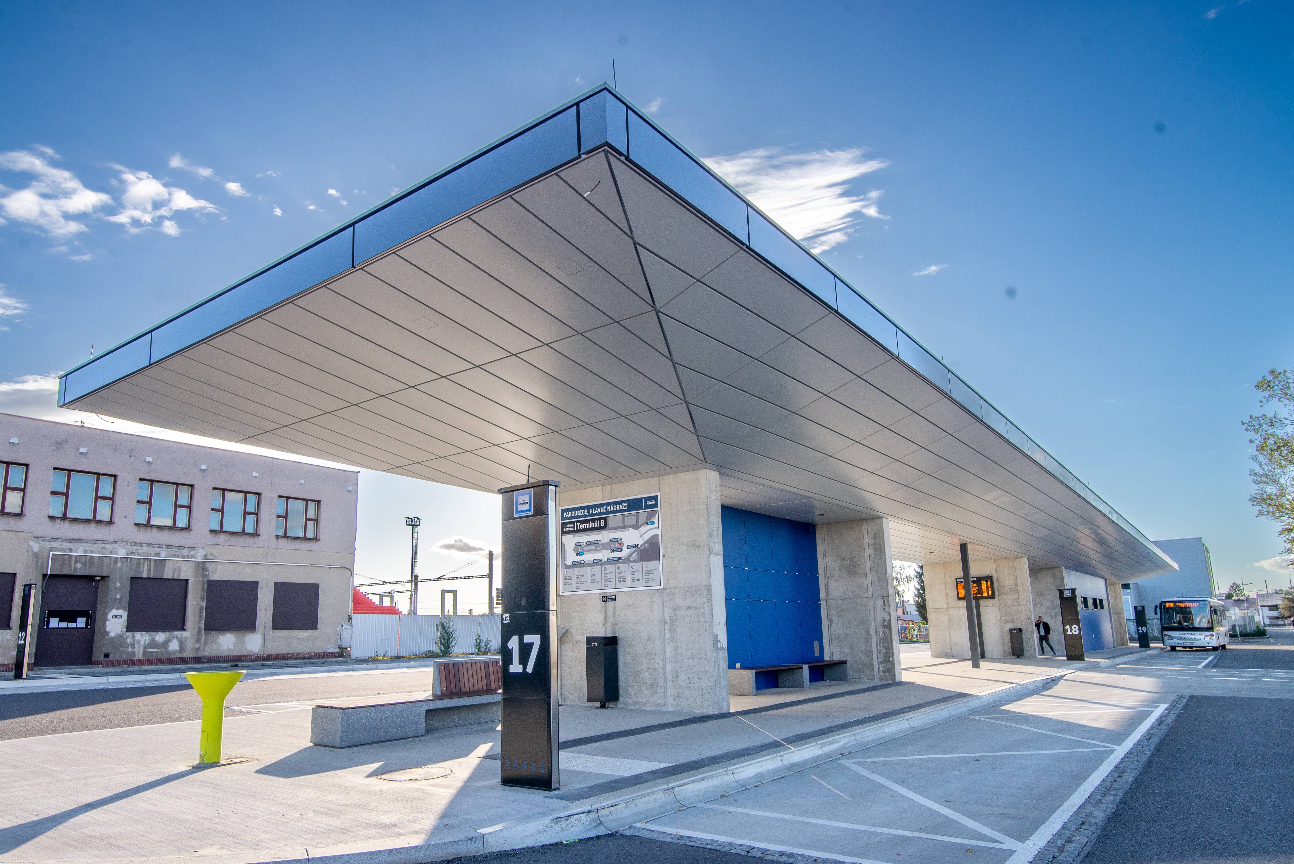 Bus Terminal, Pardubice — photo 1 / 5